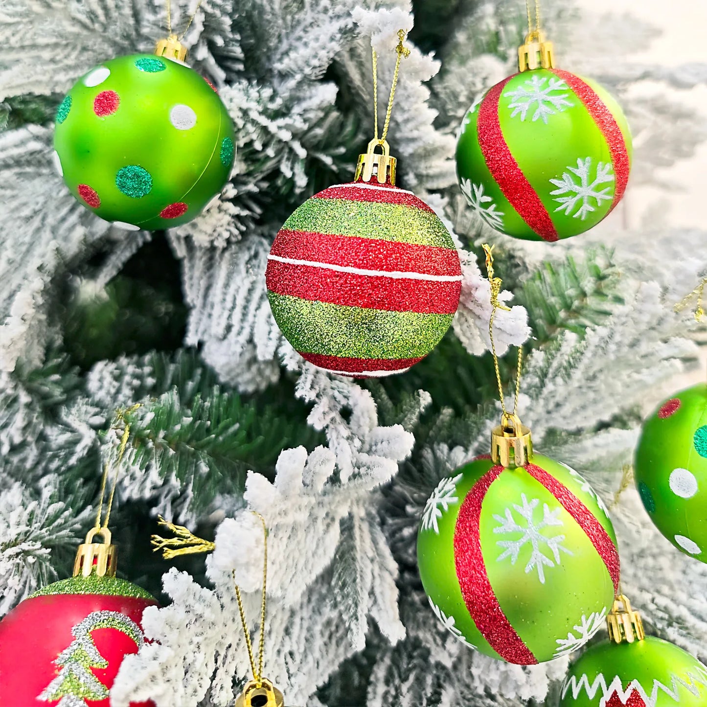 34/12/9pcs Grinch Christmas Ball Decorations Green Monster Xmas Tree Ornaments Green Painted Xmas Ball Set Christmas Home Decor